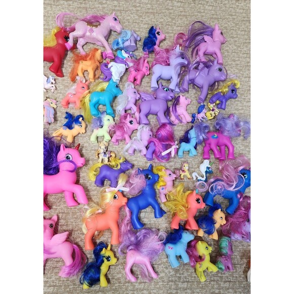 Bulk Lot 46 Gi-Go and Other Big/Regular/Small Pony Toy Horse Unicorn Figurines - Picture 3 of 4